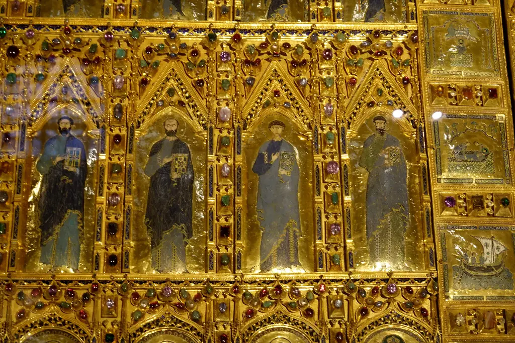Detail of the Pala d’Oro: standing enamel figures under gilded arches set with pearls and coloured stones